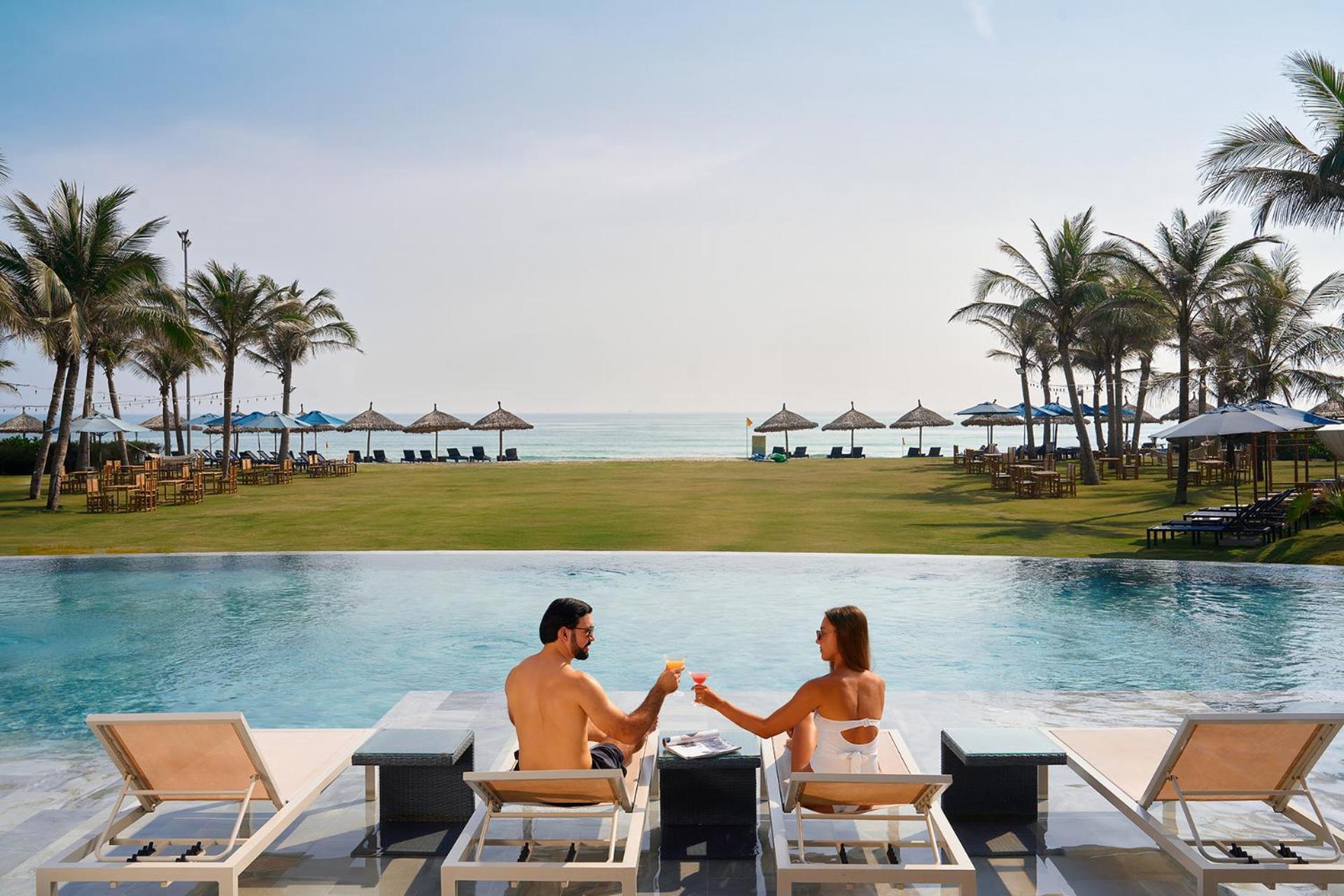 Wyndham Hoi An Royal Beachfront Resort & Villas Exterior foto
