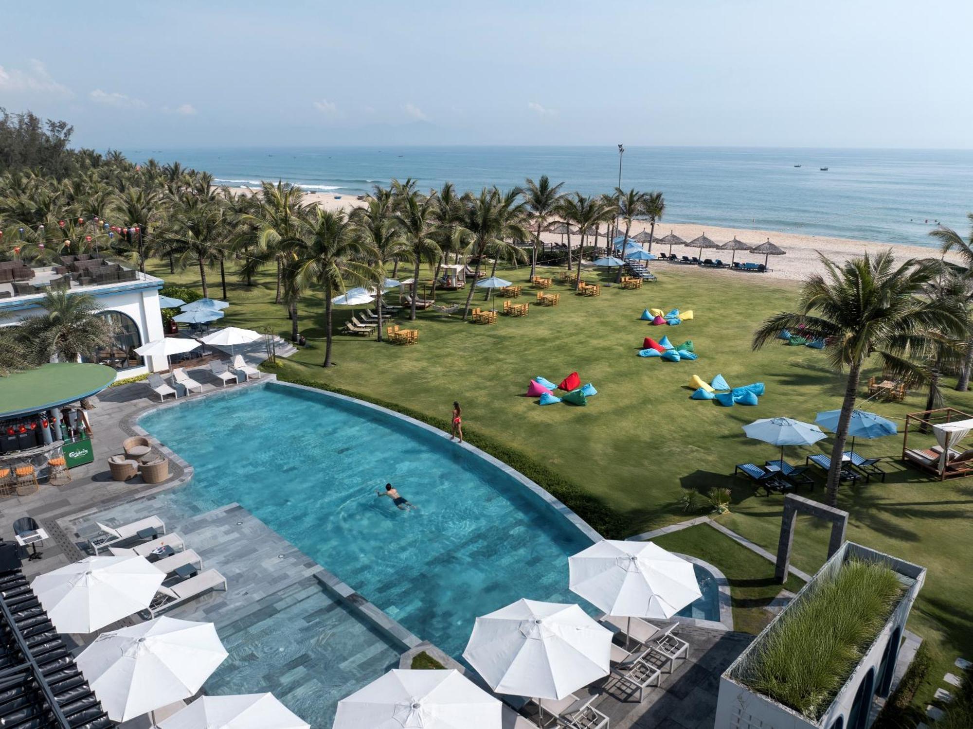 Wyndham Hoi An Royal Beachfront Resort & Villas Exterior foto